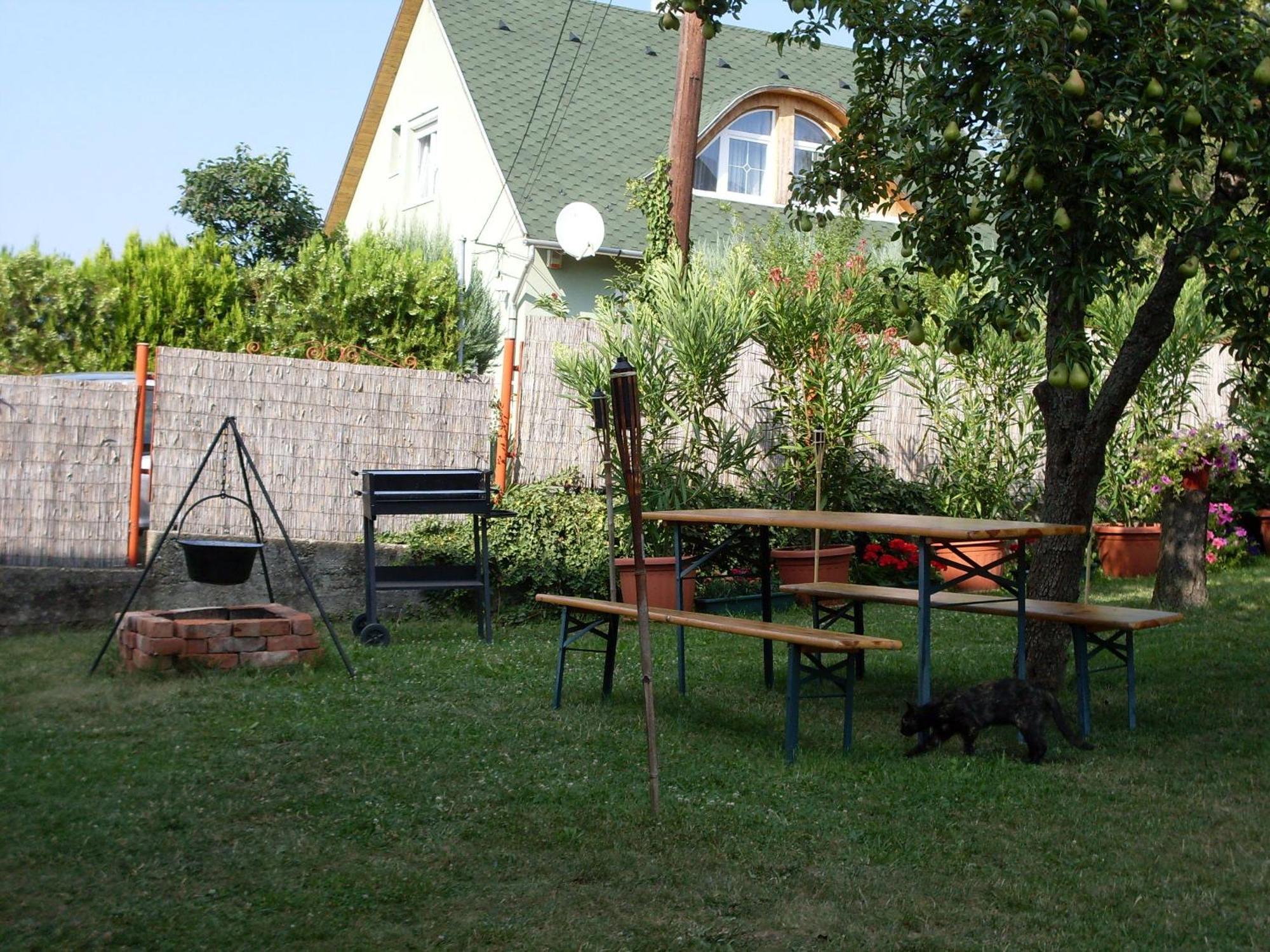 Éden Vendégház Miskolc Exterior foto